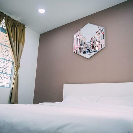 Hotel Goodnite Hogwarts George Town Zewnętrze zdjęcie